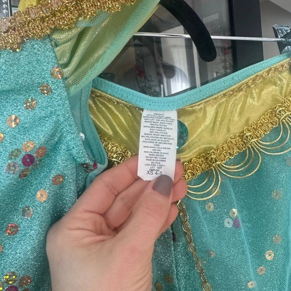 Vintage Disneyland Jasmine costume aladdin princess set crown toddler girl top